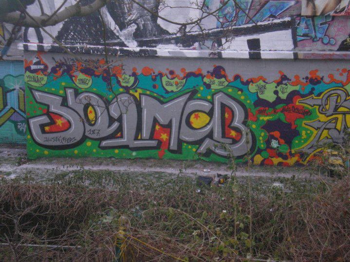 Graffiti Wall in HAMBURG - Photo by tony301