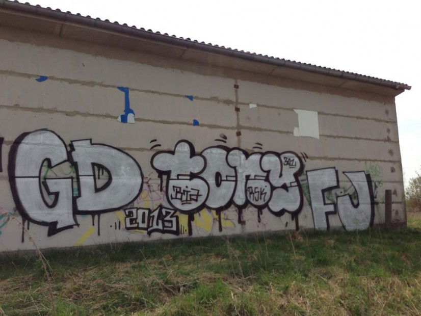 Graffiti Wall - Photo by tony301