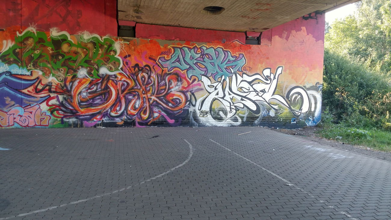 Graffiti Wall - Photo by tostkopf - Orakel, Kassel