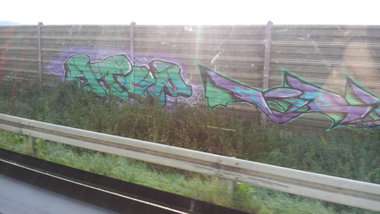 Graffiti Bombing - Photo by tostkopf (2014)