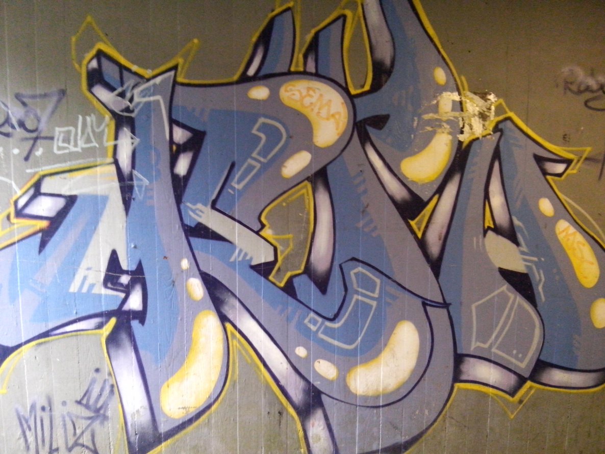 Graffiti Wall - Photo by tostkopf - Meth (2014)