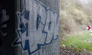 Graffiti Bombing - Photo by tostkopf