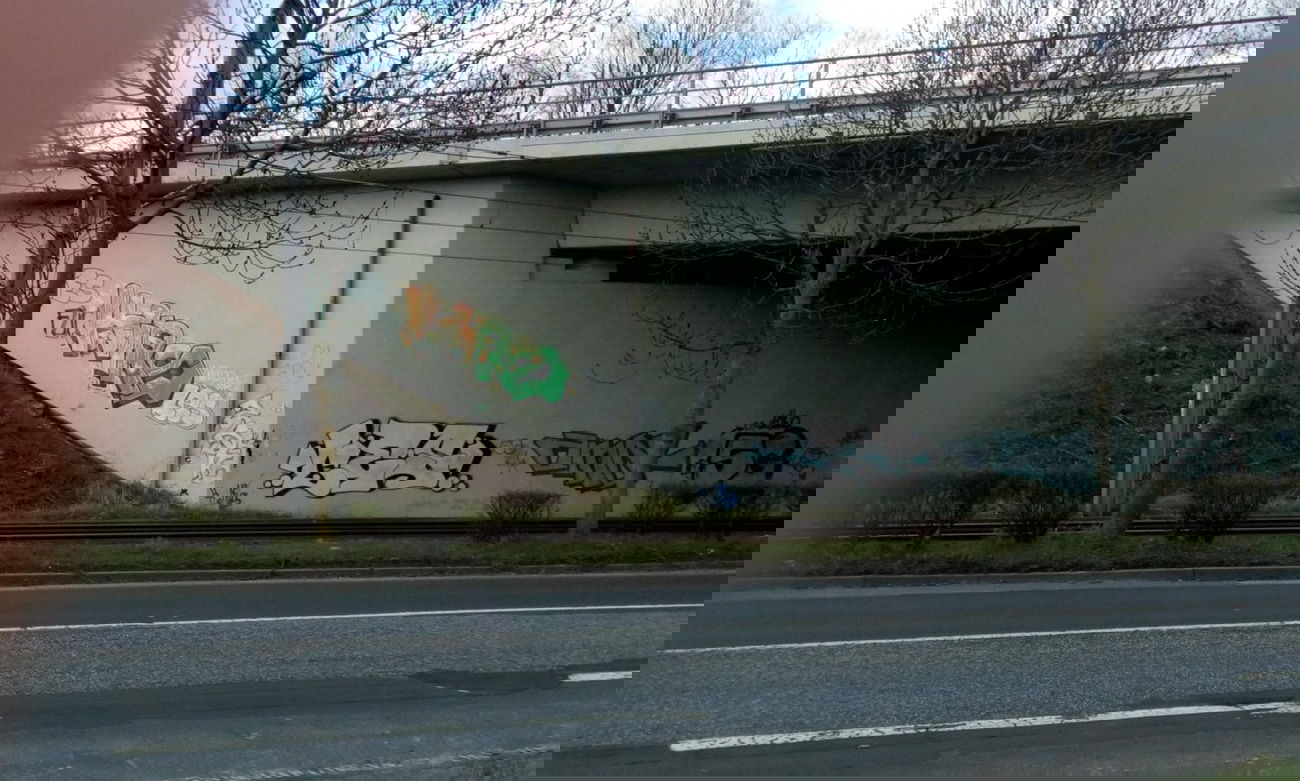 Graffiti Bombing - Photo by tostkopf (2012)