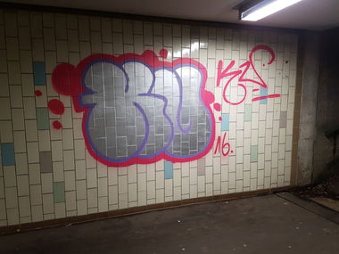 Graffiti Bombing - Photo by tostkopf - Kunited, Ku, Baunatal-Rengershausen (2016)