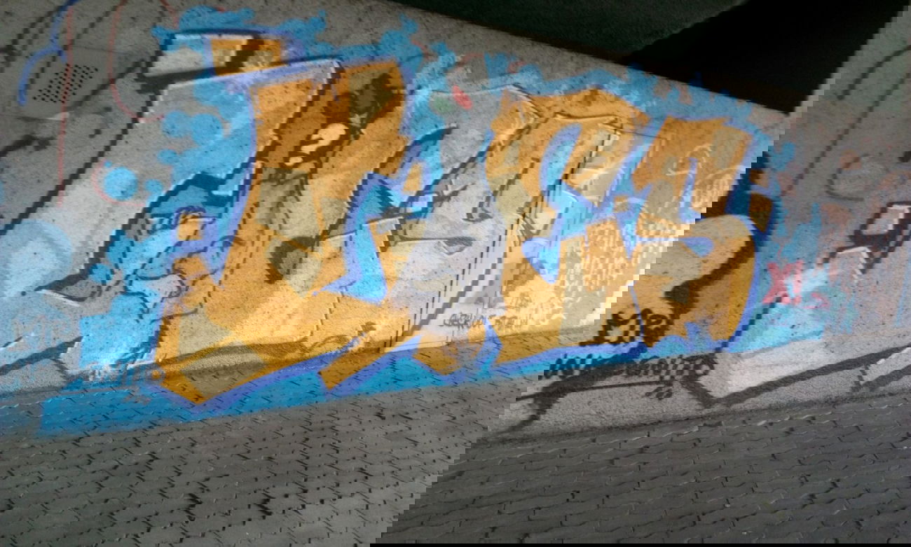 Graffiti Wall - Photo by tostkopf - baunatal (2000)