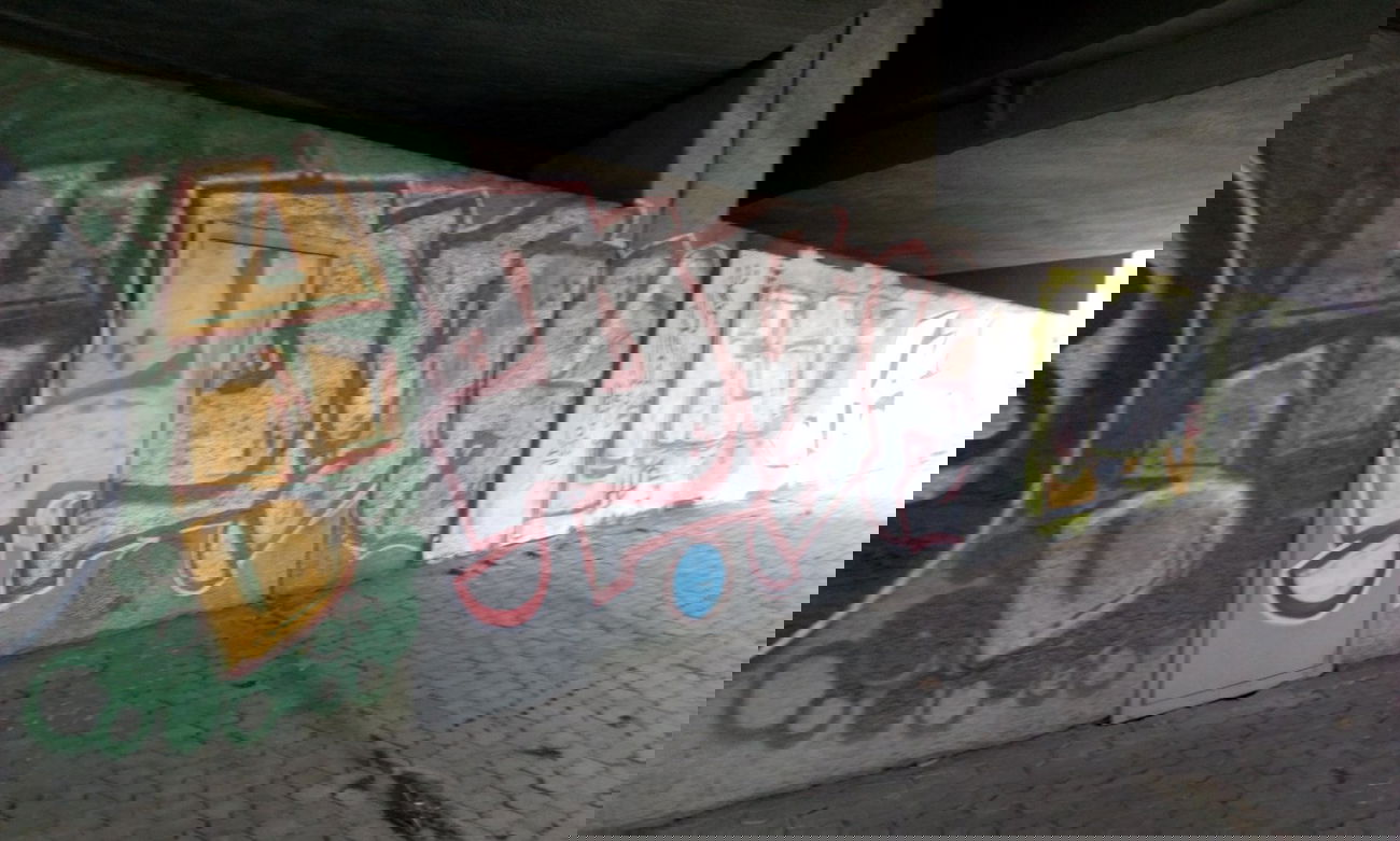 Graffiti Wall - Photo by tostkopf - baunatal (2000)