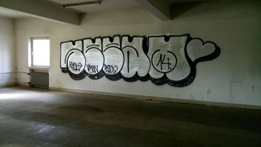 Graffiti Bombing - Photo by tostkopf