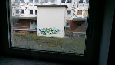 Graffiti Wall - Photo by tostkopf