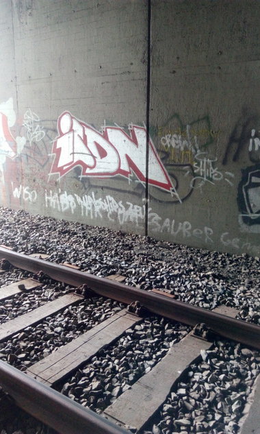 Graffiti Bombing - Photo by tostkopf