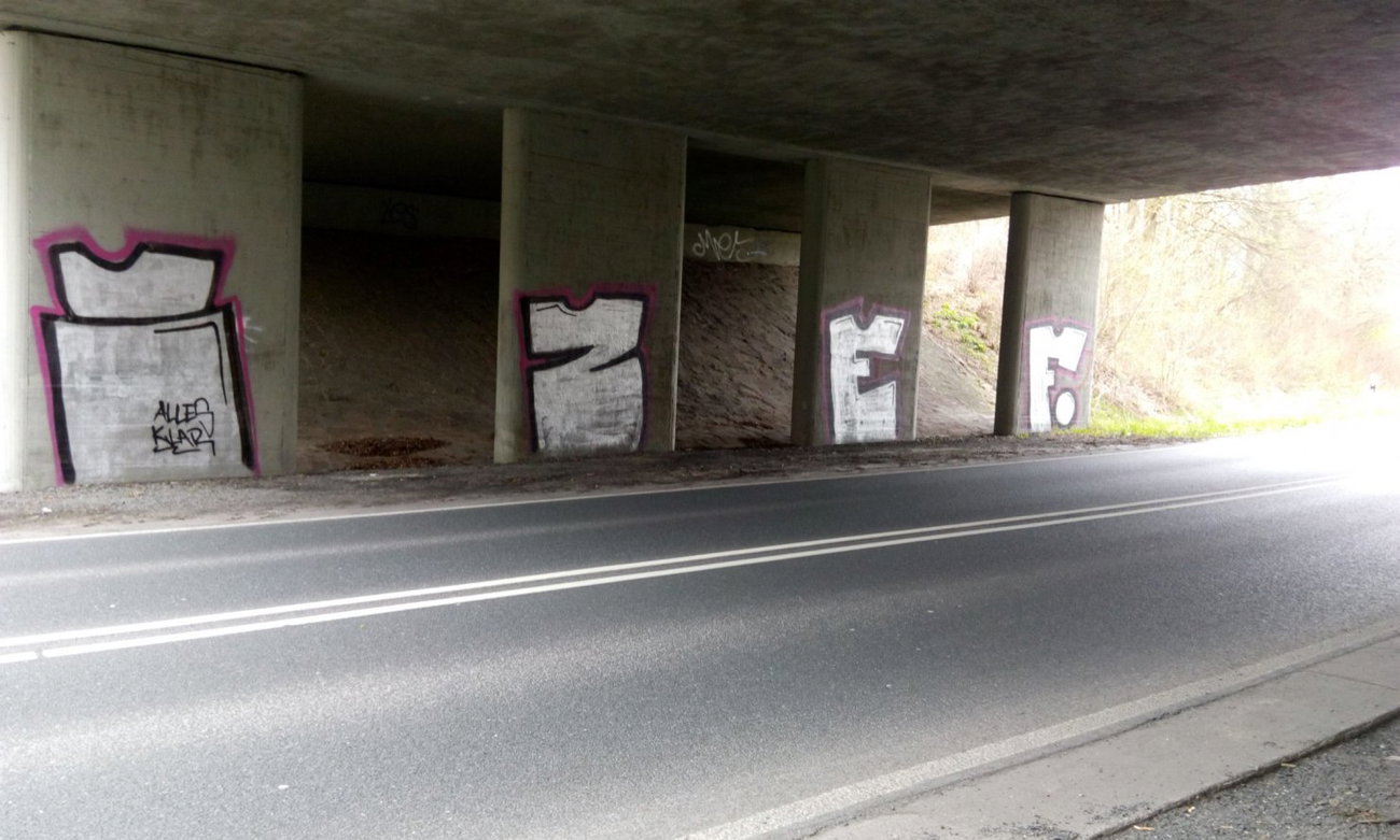 Graffiti Photo by tostkopf - baunatal (2014)