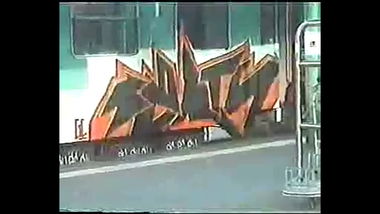 Graffiti Train - Photo by tostkopf - Beats, kassel