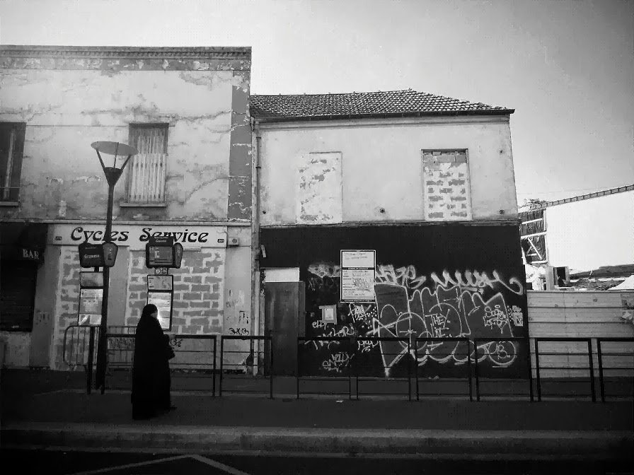 Graffiti Wall - Photo by toysareus