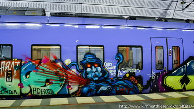 Graffiti Train - Photo by toysareus