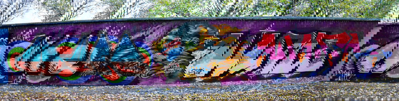 Graffiti Wall - Photo by toysareus