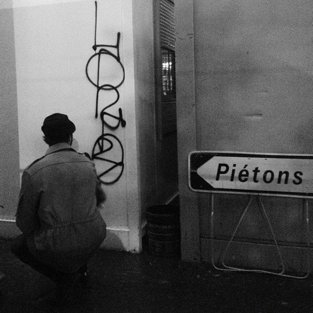 Graffiti Artwork - Photo by toysareus