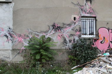 Graffiti Bombing - Photo by toysareus