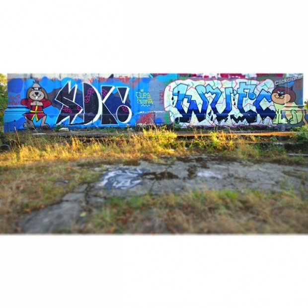 Graffiti Wall - Photo by toysareus