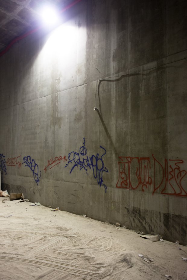 Graffiti Wall - Photo by toysareus