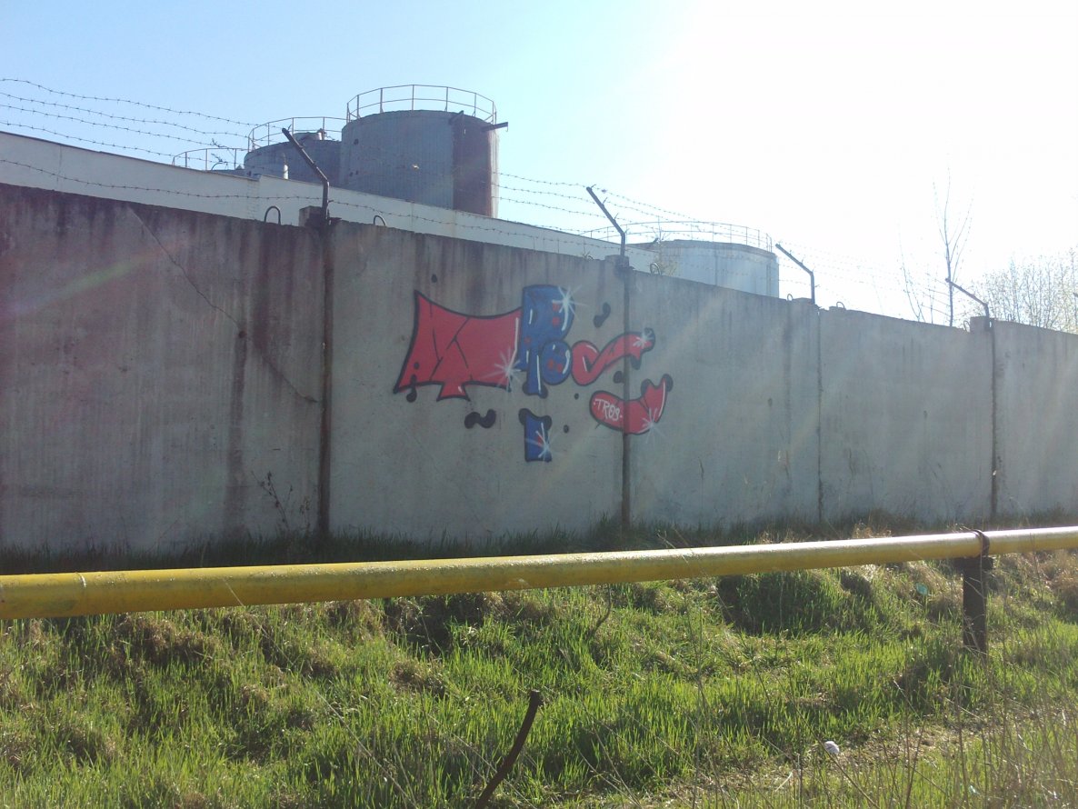 Graffiti Wall in Polatsk - Photo by tros (2014)