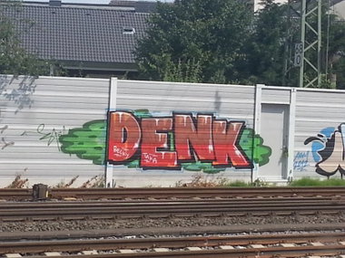 Graffiti Bombing in Münster - Photo by trustlifeOTR - denk