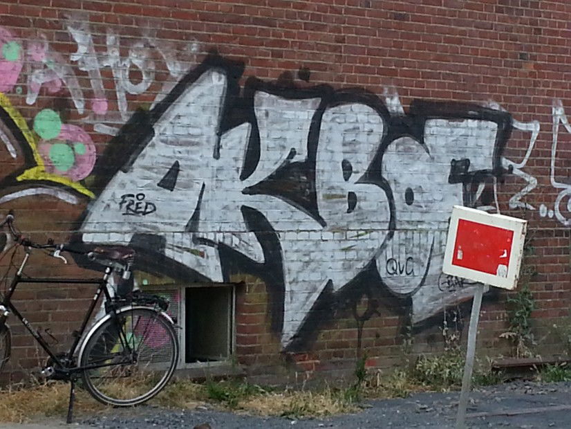Graffiti Bombing in Münster - Photo by trustlifeOTR - Akboe, fred, gbak