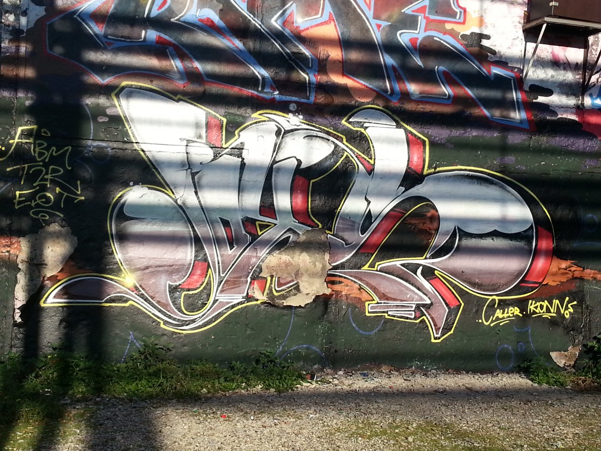 Graffiti Wall in Münster - Photo by trustlifeOTR - Jpys, abm, eqt