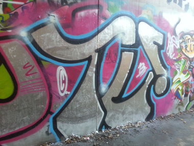 Graffiti Wall in Münster - Photo by trustlifeOTR - TlCrew, push (2013)
