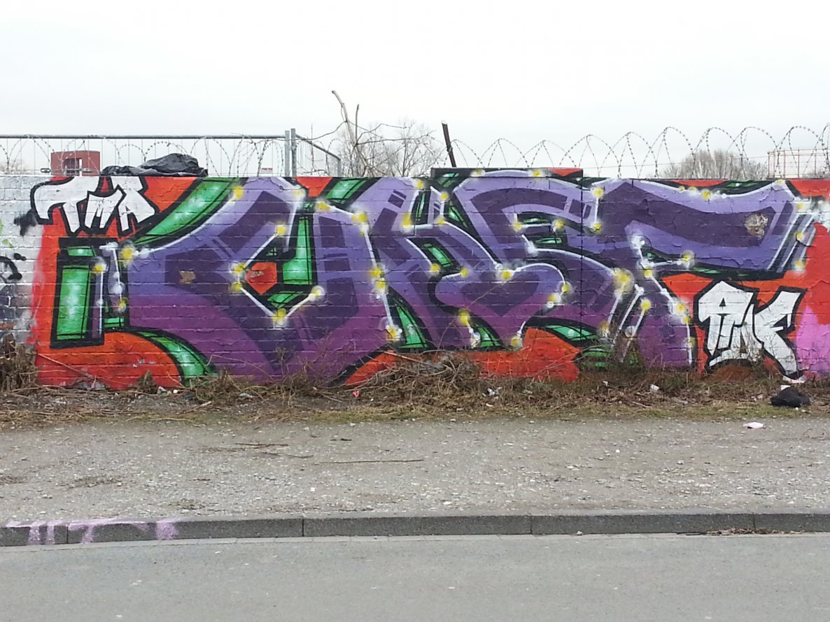 Graffiti Wall - Photo by trustlifeOTR - Chef, tma, adf (2014)
