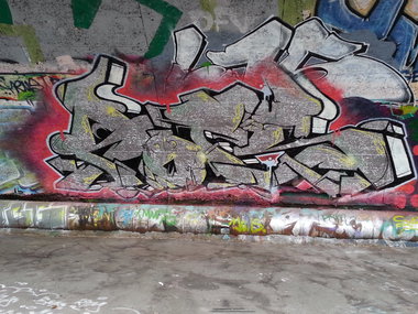Graffiti Wall - Photo by trustlifeOTR - Rots (2014)