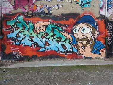Graffiti Wall - Photo by trustlifeOTR - Raze