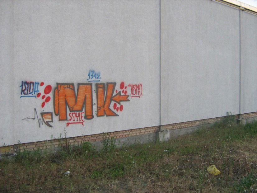 Graffiti Bombing - Photo by turbokucko - mune, kiza (2013)