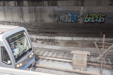 Graffiti Bombing in Moskva - Photo by tvae - Tvae, Bordo, Line (2015)