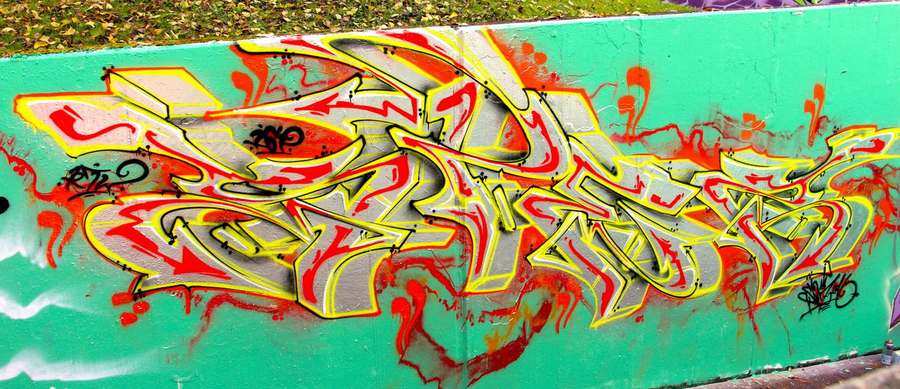 Graffiti Wall - Photo by twak1