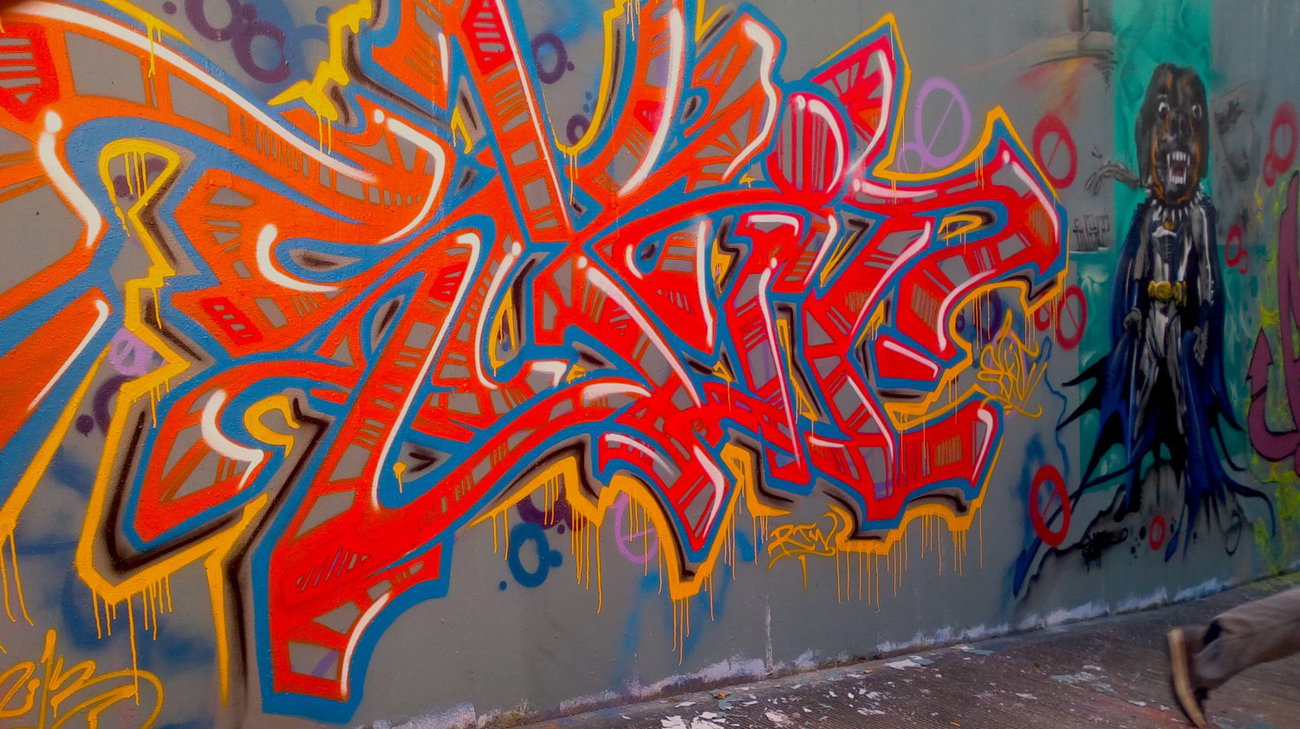 Graffiti Wall - Photo by twak1 - skit, twak, senz