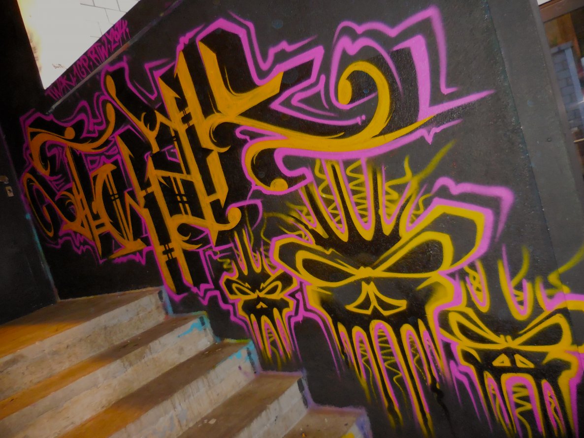Graffiti Wall - Photo by twak1 - twak1