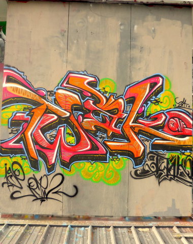 Graffiti Wall - Photo by twak1 - igp