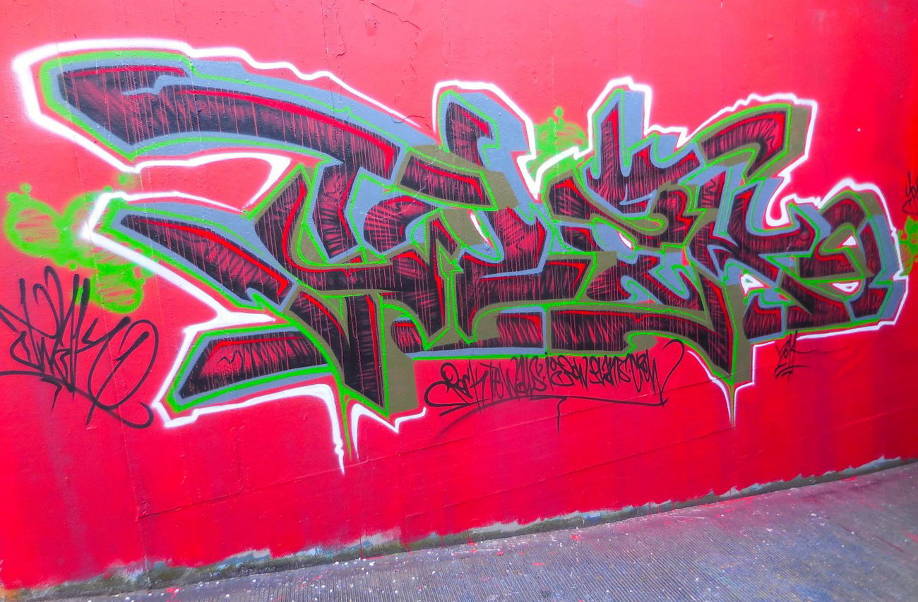 Graffiti Wall - Photo by twak1