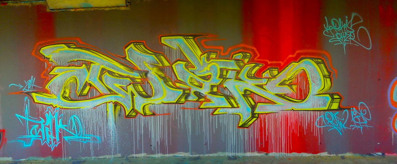 Graffiti Wall - Photo by twak1