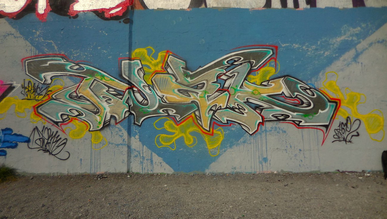 Graffiti Wall - Photo by twak1