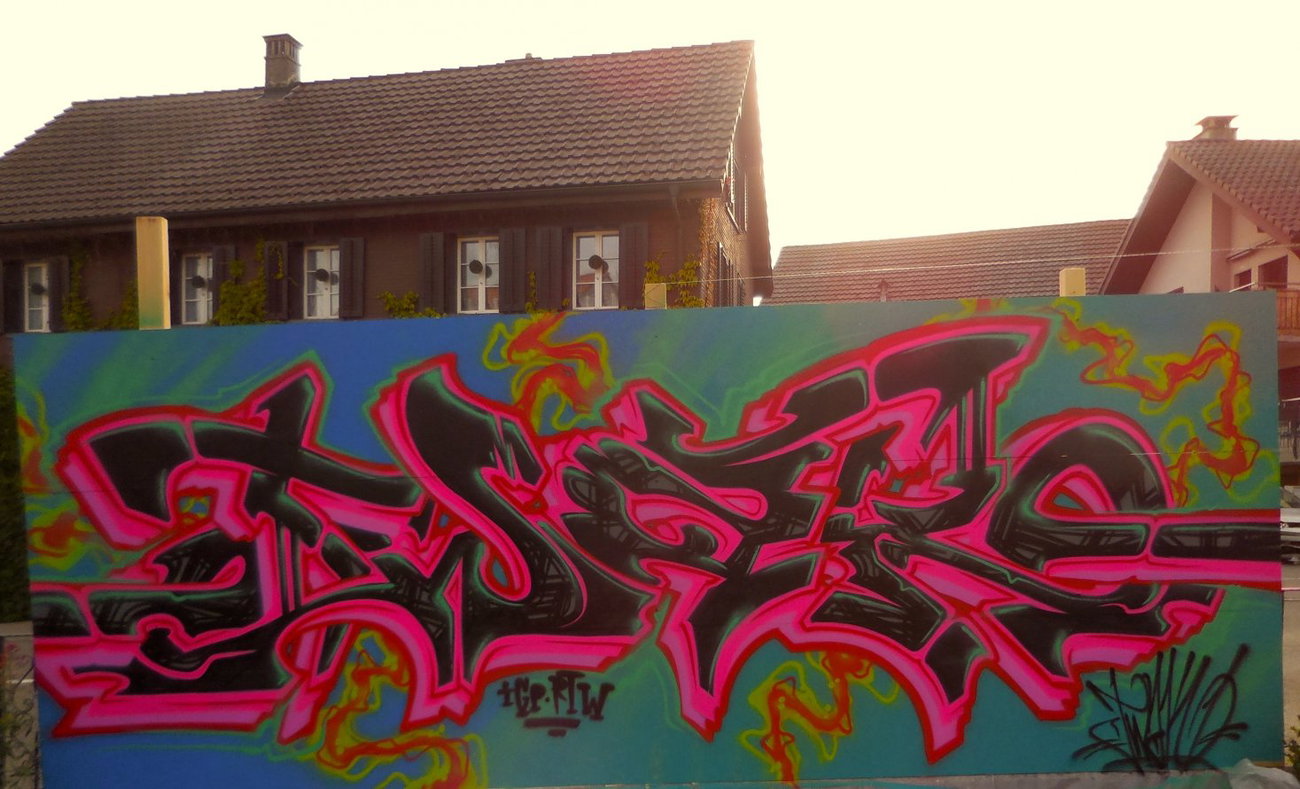 Graffiti Wall - Photo by twak1