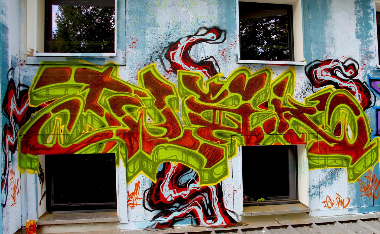 Graffiti Wall - Photo by twak1
