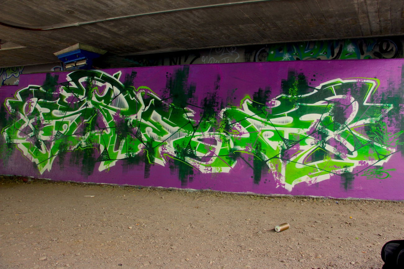 Graffiti Wall - Photo by twak1