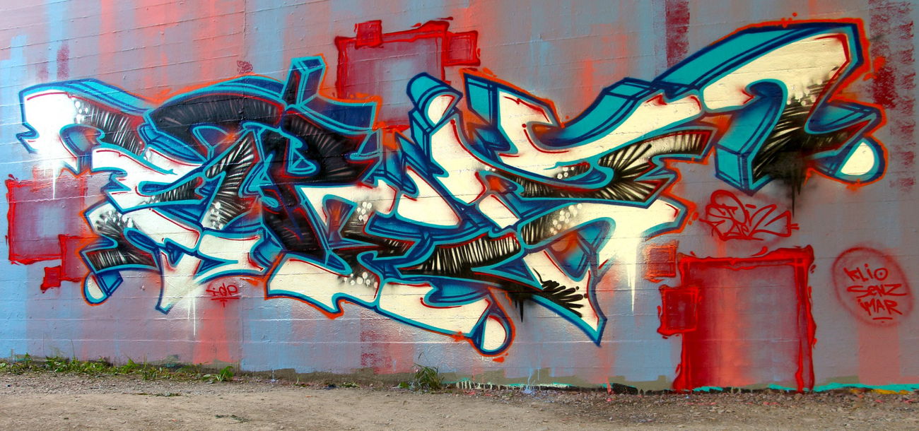 Graffiti Wall - Photo by twak1