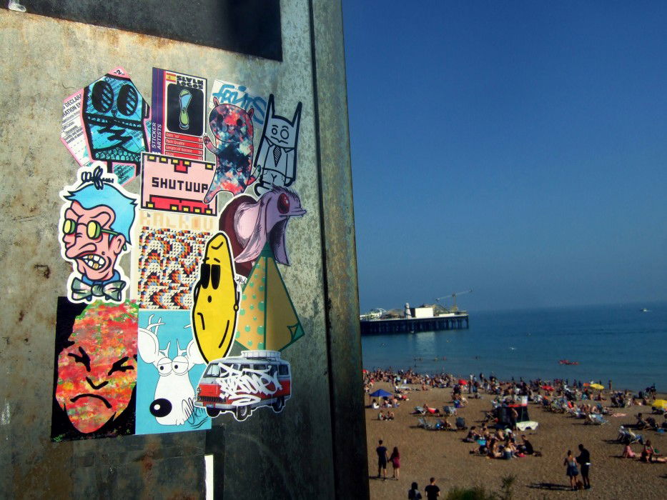 Graffiti Street Art in Brighton - Photo by twentyone - street, art, sticker