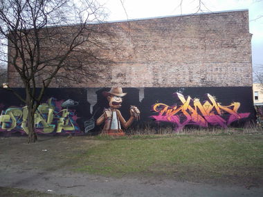 Graffiti Wall - Photo by twokee - ohm (na)
