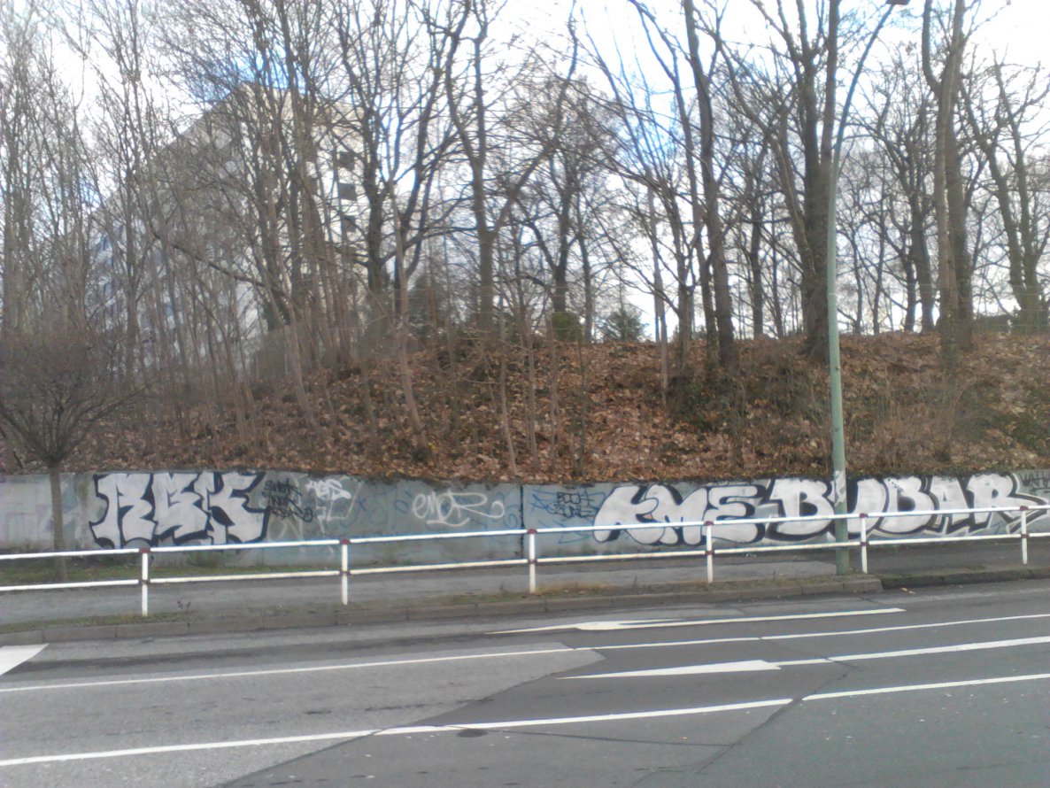 Graffiti Bombing - Photo by twokee - rbk, twokee, shok (2012)
