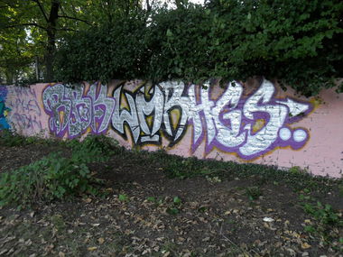 Graffiti Wall - Photo by twokee - rbk, wmr, hgs (2014)