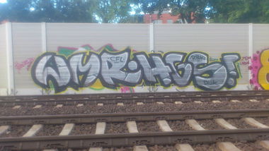 Graffiti Wall - Photo by twokee - hgs, wmr, amygo (2014)