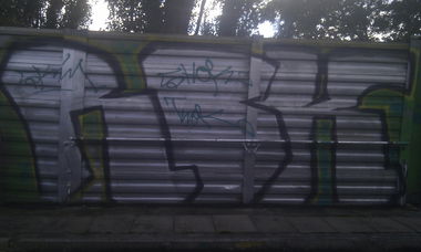 Graffiti Bombing - Photo by twokee - rbk, twokee, shok (2013)