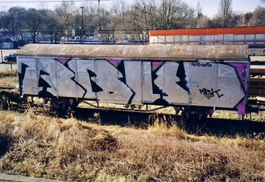 Graffiti Train - Photo by twokee - rbk, sekz, micro (2005)